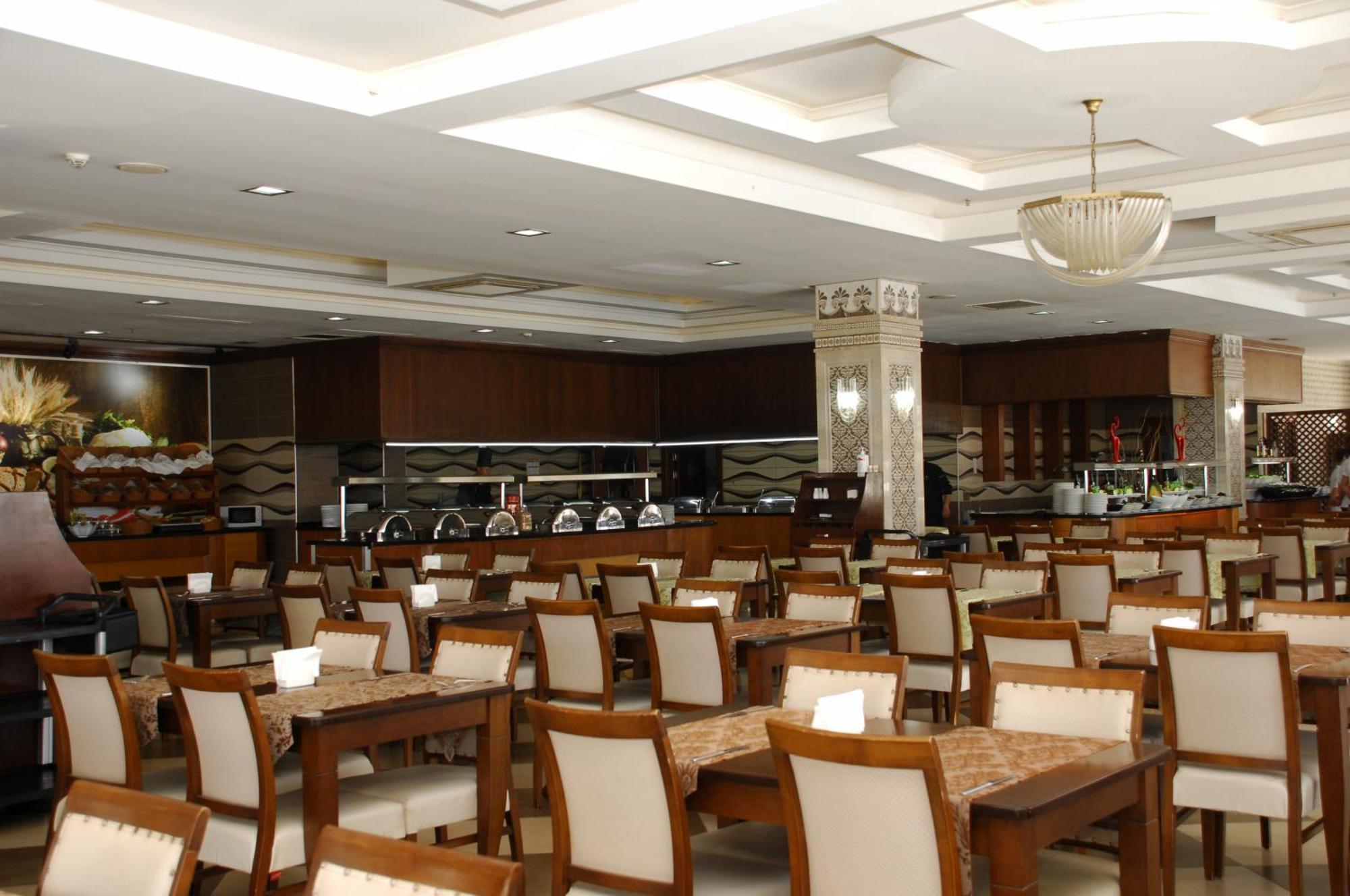 Hotel White Gold &